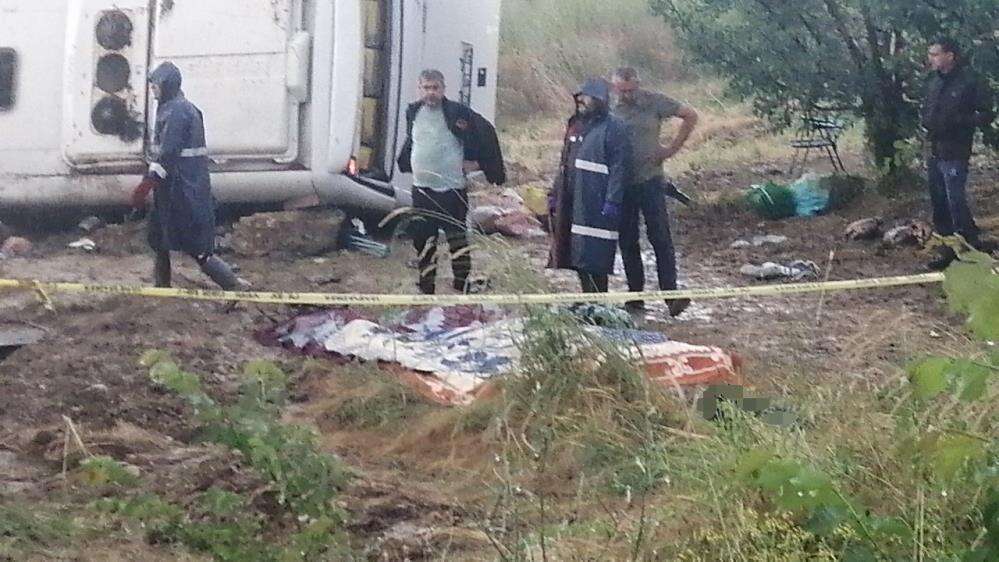 Konya’dan geziye giden tur midibüsünde ölenlerin kimliği belli oldu 7